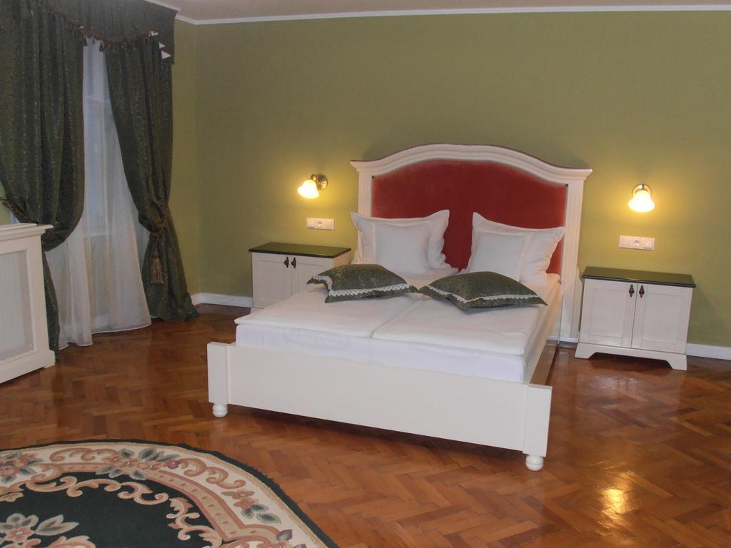 Zum Weissen Lamm Residence Sibiu Extérieur photo