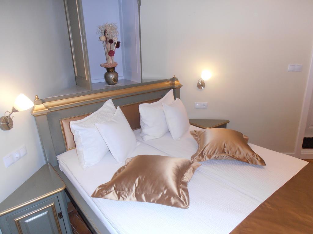 Zum Weissen Lamm Residence Sibiu Chambre photo